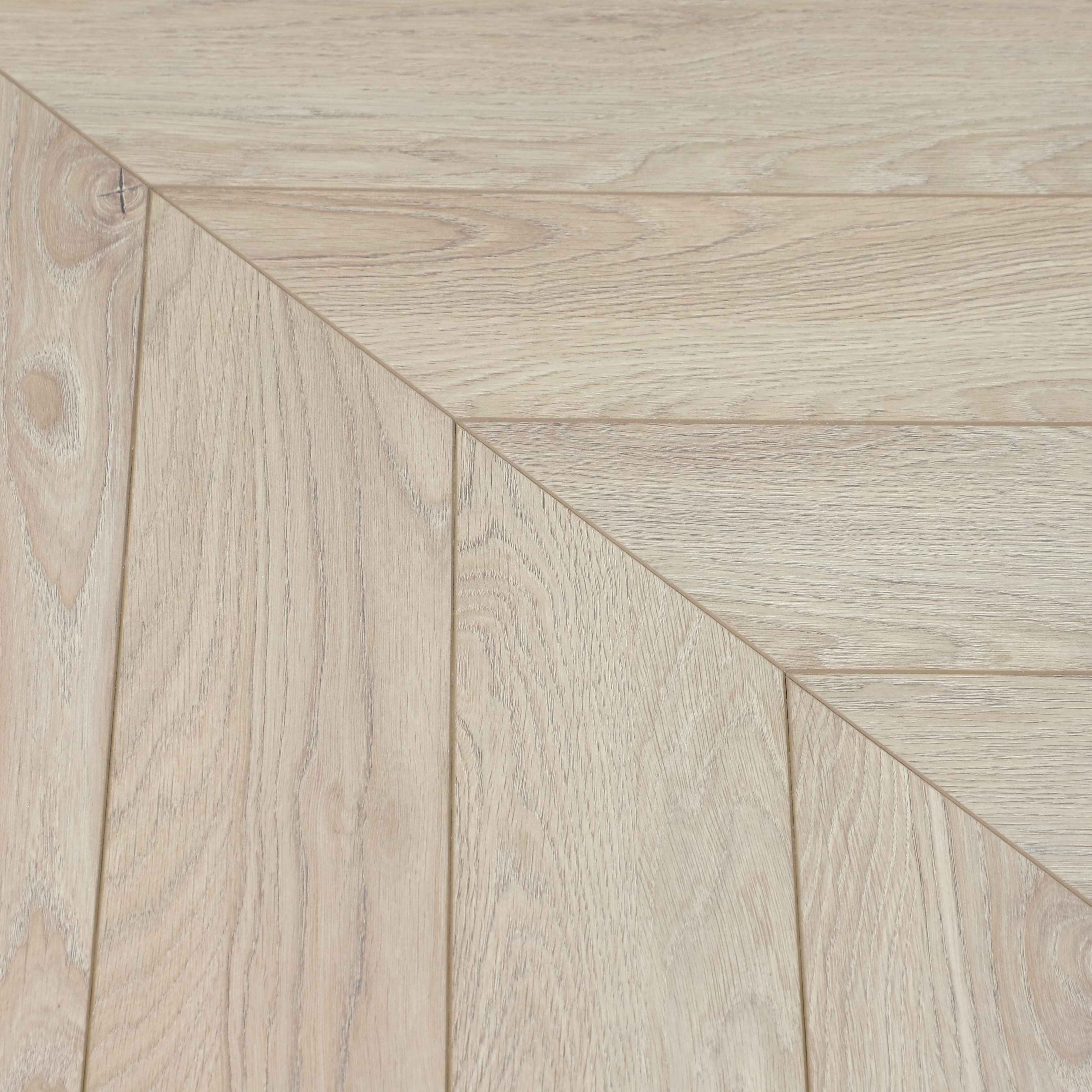 Ламинат Woodstyle Chevron Дуб Серпиенте CH156