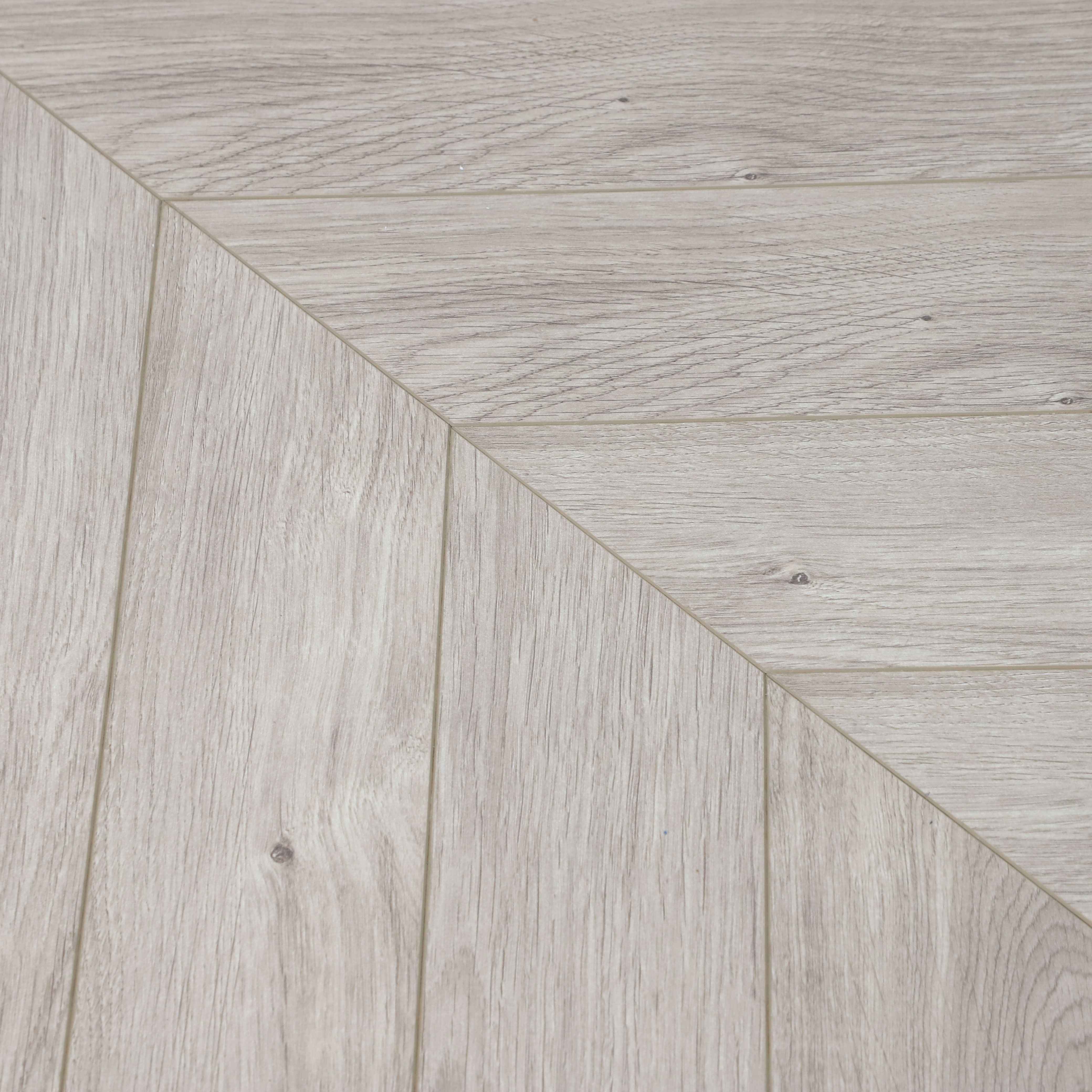 Ламинат Woodstyle Chevron Дуб Шафт CH150