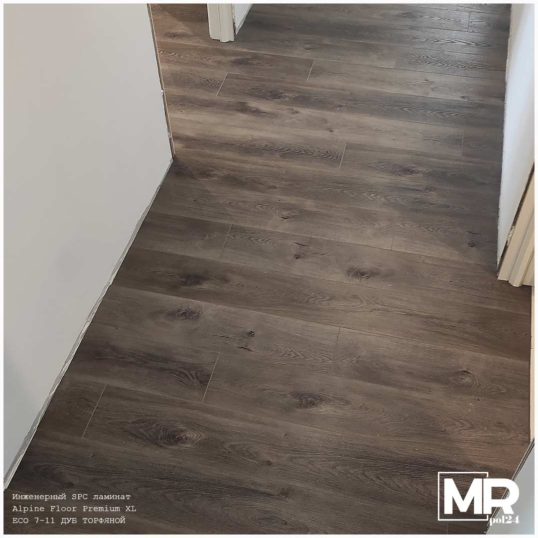 Укладка SPC ламината ALPINE FLOOR Premium XL ECO 7-11 Дуб торфяной от наших мастеров